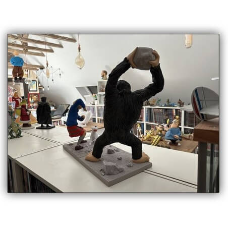 Tintin / L'île noire / Gorille Ranko & Tintin / Grande Figurine BD