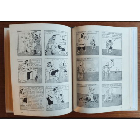Tintin T.01 / Hergé / Tintin in het land van de Sovjets / C - N&B + Bezoekkaart Hergé - EO - (1930)