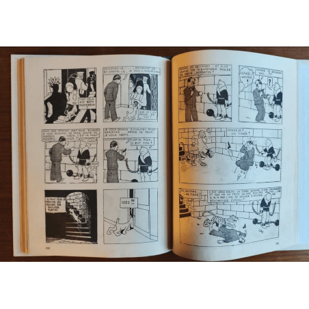 Tintin T.01 / Hergé / Tintin in het land van de Sovjets / C - N&B + Bezoekkaart Hergé - EO - (1930)