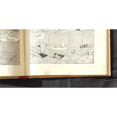  Kuifje Dl. 5 / Hergé / De Blauwe Lotus / Zwart-wit / C / EO / 5 van de tekstkleuren - (1936)